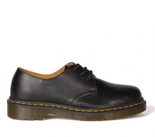 Carica l&#39;immagine nel visualizzatore di Gallery, DR MARTENS | 1461 DMC 3-EYE SHOE | BLACK SMOOTH
